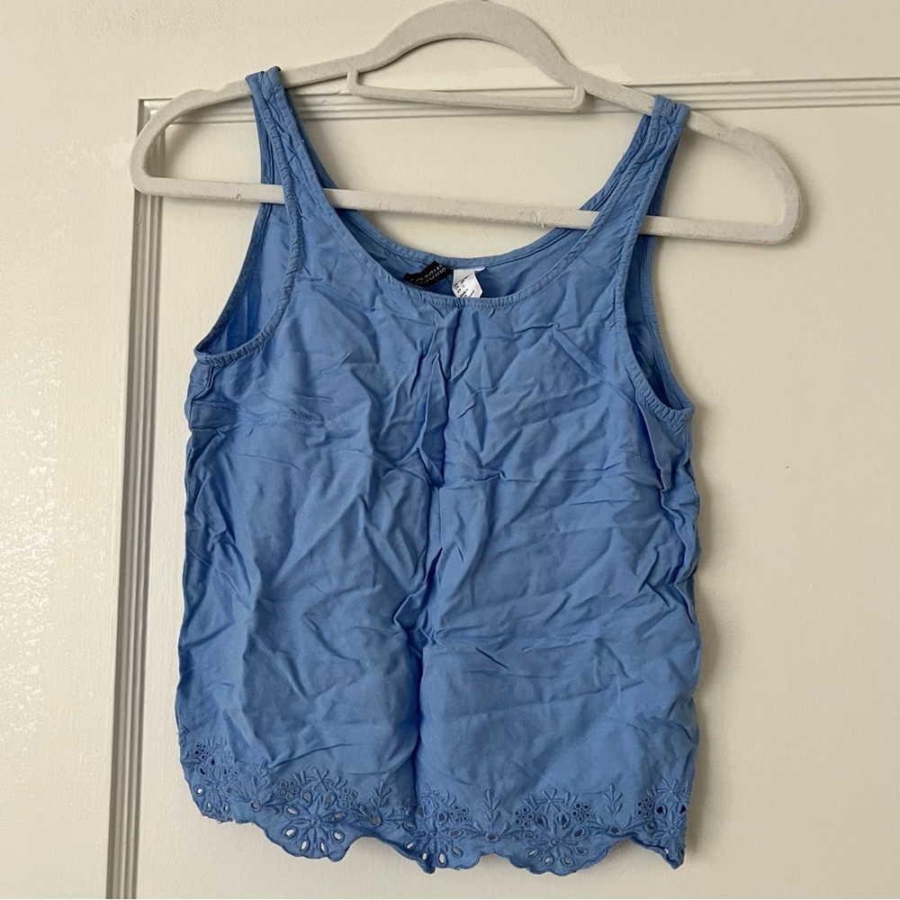 H&M Divided Blue Sleeveless Crochet Scallop Hem Tank Top Size 2 EUC